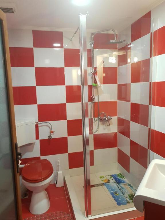 Hotel La Zinculescu Albestii Paminteni Esterno foto