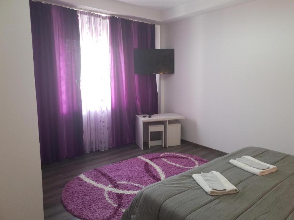 Hotel La Zinculescu Albestii Paminteni Esterno foto