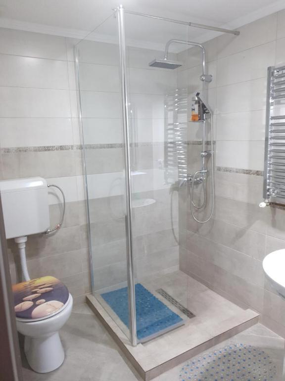 Hotel La Zinculescu Albestii Paminteni Esterno foto